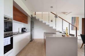 Fridge, microwave, oven, coffee/tea maker