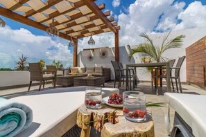 Outdoor dining - Akuti, rooftop terrace, and private pool in Aldea Zama-2 (Tulum)