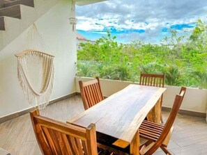 Dining - NAIA C35, Moderno Ph Studio-2 (Tulum)