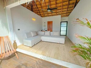 TV - NAIA C35, Moderno Ph Studio-2 (Tulum)