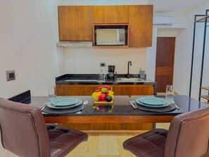 Microwave, coffee/tea maker, cookware/dishes/utensils - NAIA C19, Increible Studio Con Jacuzzi (Tulum)