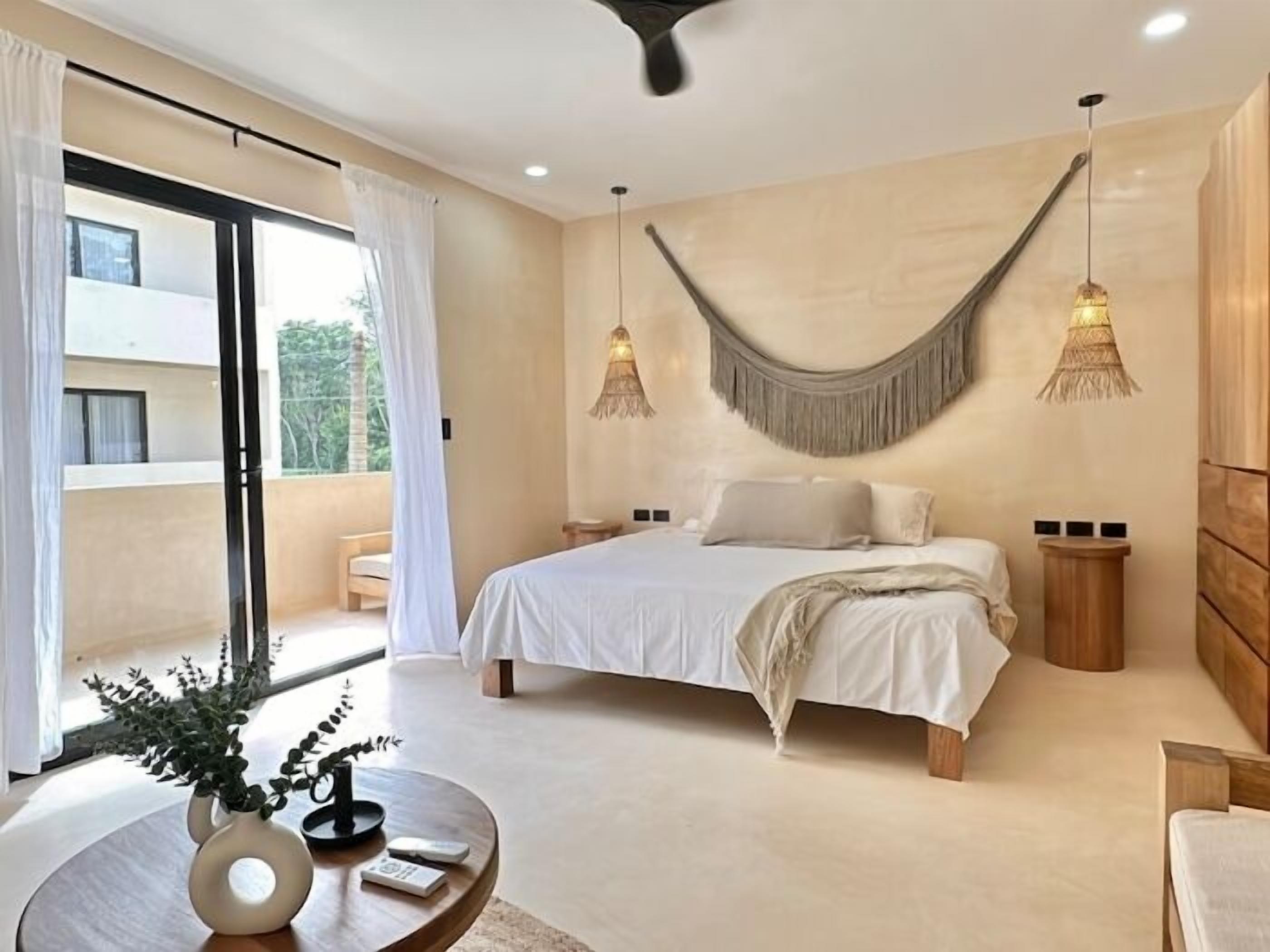 1 bedroom, iron/ironing board, Internet, bed sheets