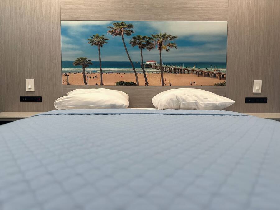 Quarto, 1 cama Queen | Escrivaninha, Wi-Fi de cortesia, roupa de cama