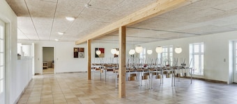 Hanklit holiday home, event & course venue