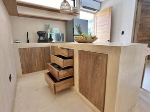Fridge, microwave, coffee/tea maker, cookware/dishes/utensils - COCAY PI 2212,Escape Único Con Vistas de Ensueño (Tulum)