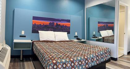 La Casa Motel Burbank Airport - LA