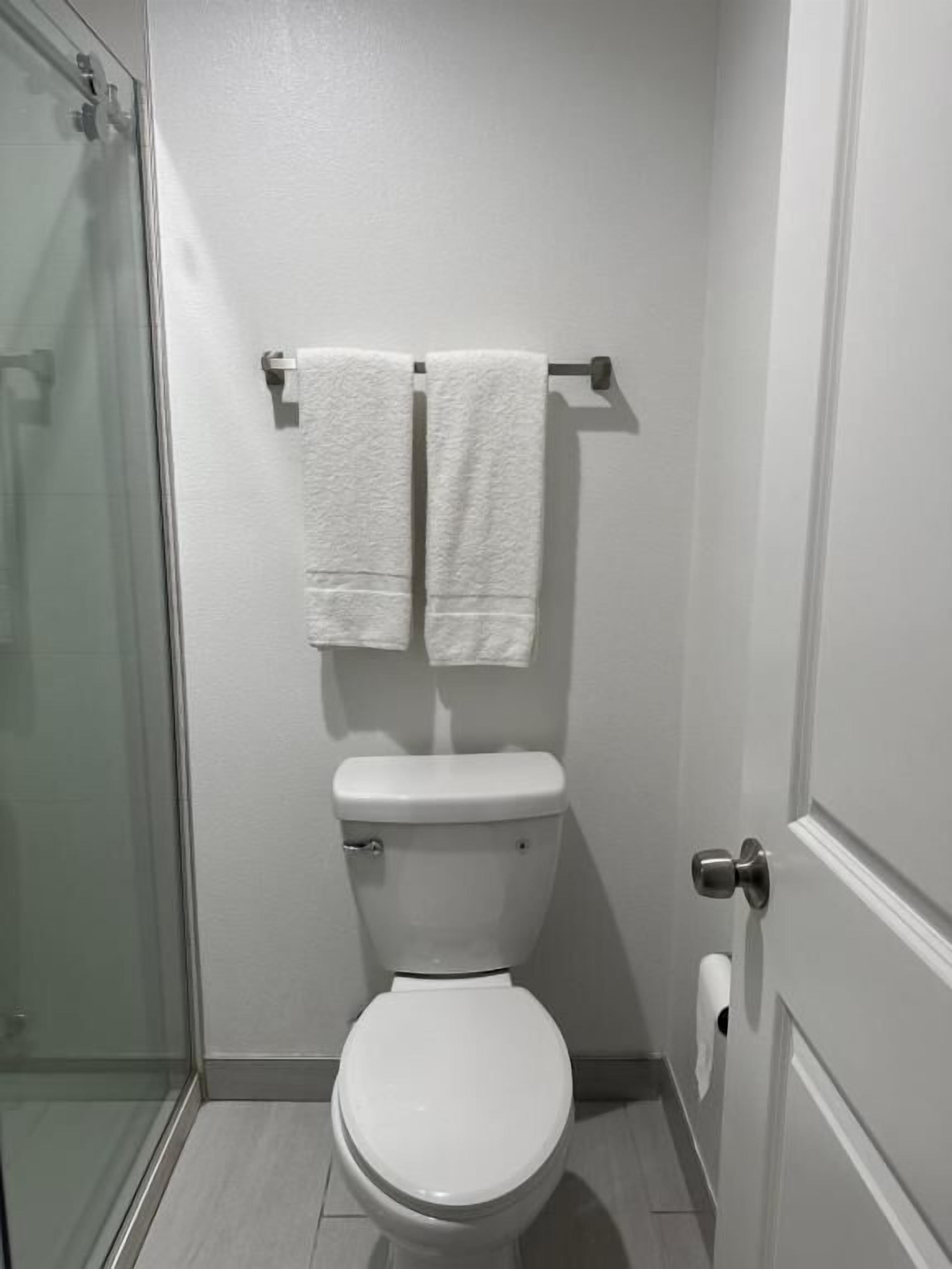 Shower, free toiletries, hair dryer, towels