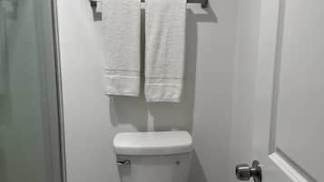 Shower, free toiletries, hair dryer, towels