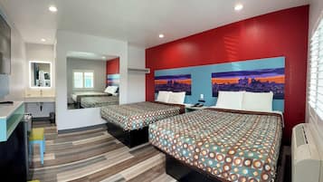 Zimmer, 2 Queen-Betten | Kostenloses WLAN