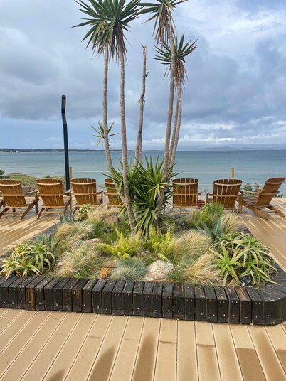 3-bedroom villa in charming Çeşme with cool AC breeze