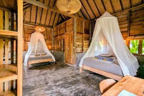 Family Quadruple Room, Balcony, Garden View | Egyptian cotton sheets, premium bedding, down comforters - Musa Villas and Bungalows Gili Air (Gili Air)