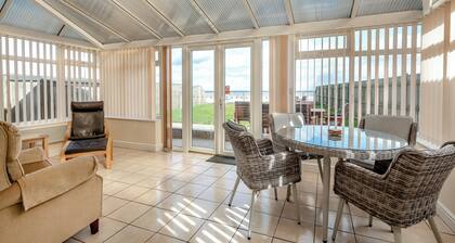 4 Schlafzimmer Unterkunft in Bacton