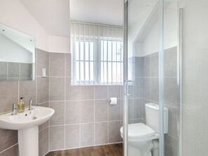 Towels - 3 bedroom accommodation in Bacton (Bacton)