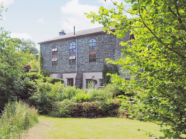 Exterior - Jasmine Cottage Capel Bethesda (Aberllefenni, near Machynlleth)