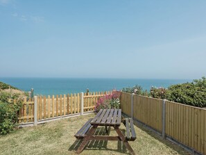 Terrace/patio - 3 bedroom accommodation in Overstrand, Cromer (Overstrand, Cromer)