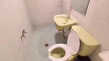 Apartemen | Kamar mandi