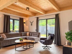 TV - Chalet near Nassfeld ski area and Weissensee (Hermagor-Pressegger See)