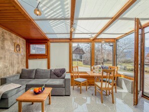 TV, DVD player - Cosy flat near the ski slope (Tröpolach)