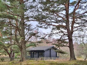 Exterior - Absolutely amazing location - there aren’t many better locations for a lodge. (Brora)