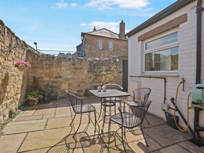 Outdoor dining - 2 bedroom accommodation in Alnwick (Alnwick)