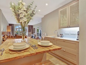 Dining - 1 bedroom accommodation in Wooler (Wooler)