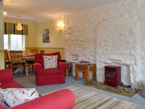 TV - 2 bedroom accommodation in Staithes, near Whitby (Staithes, near Whitby)