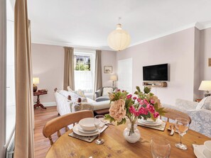 Living area - 2 bedroom accommodation in Alnwick (Alnwick)