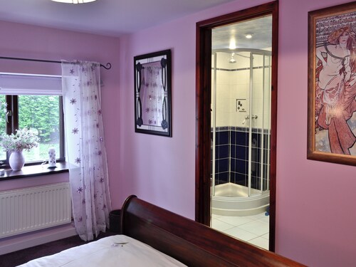 An ideal retreat, surrounded by farmland, rolling hills and scenic views.