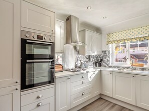 Private kitchen - 3 bedroom accommodation in Exmouth (Exmouth)