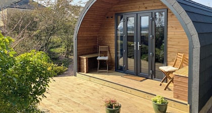 The Eden Hideaway - UK1554