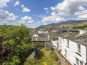 Exterior - 3 bedroom accommodation in Keswick (Keswick)