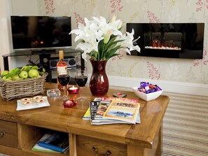Interior - 2 bedroom accommodation in Keswick (Keswick)