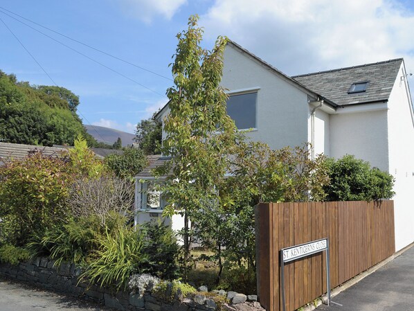 Exterior - 2 bedroom accommodation in Keswick (Keswick)