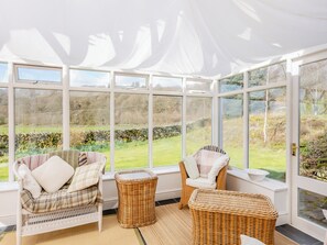 Interior - THWAITE BRIDGE HOUSE**CONISTON (Coniston)