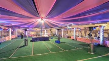 Banquet hall
