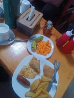 Desayuno continental gratuito y diario
