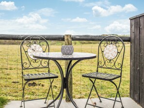 Outdoor dining - 2 bedroom accommodation in Low Gate, near Hexham (Low Gate, near Hexham)