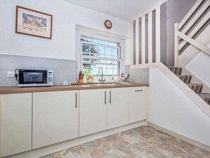 Dishwasher, highchair