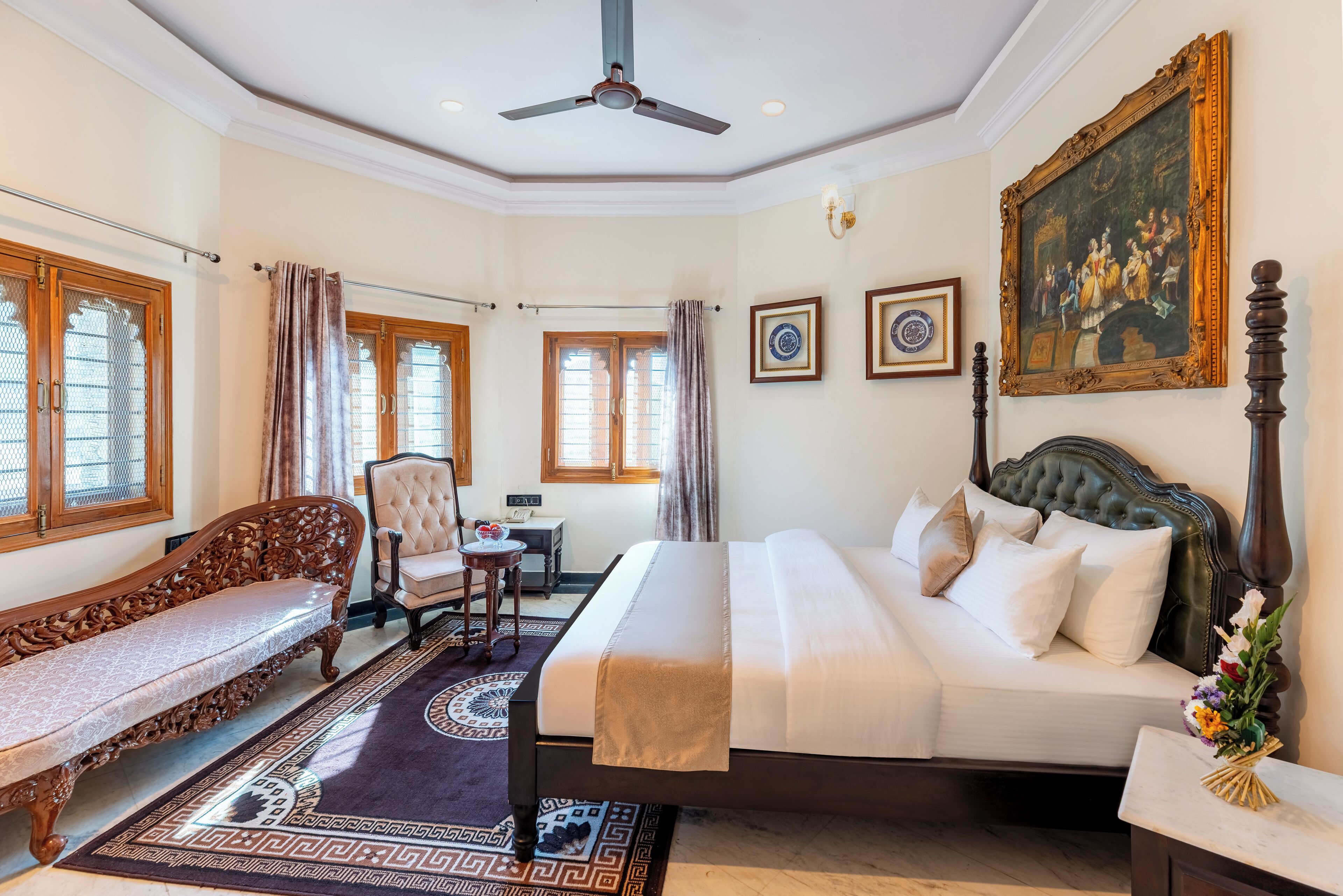 Presidential-studiosviitti | Työpöytä, ilmainen Wi-Fi, vuodevaatteet