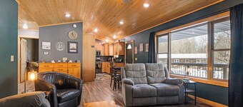 Northwoods Escape: Lakeside Retreat w/ Deck