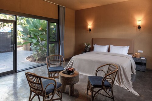 Peacock Valley Hot Spring VILLA Resort