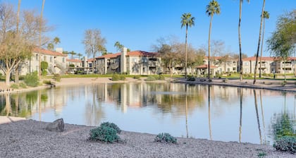 Golf Course Views! Relaxing & Convenient Mesa Unit
