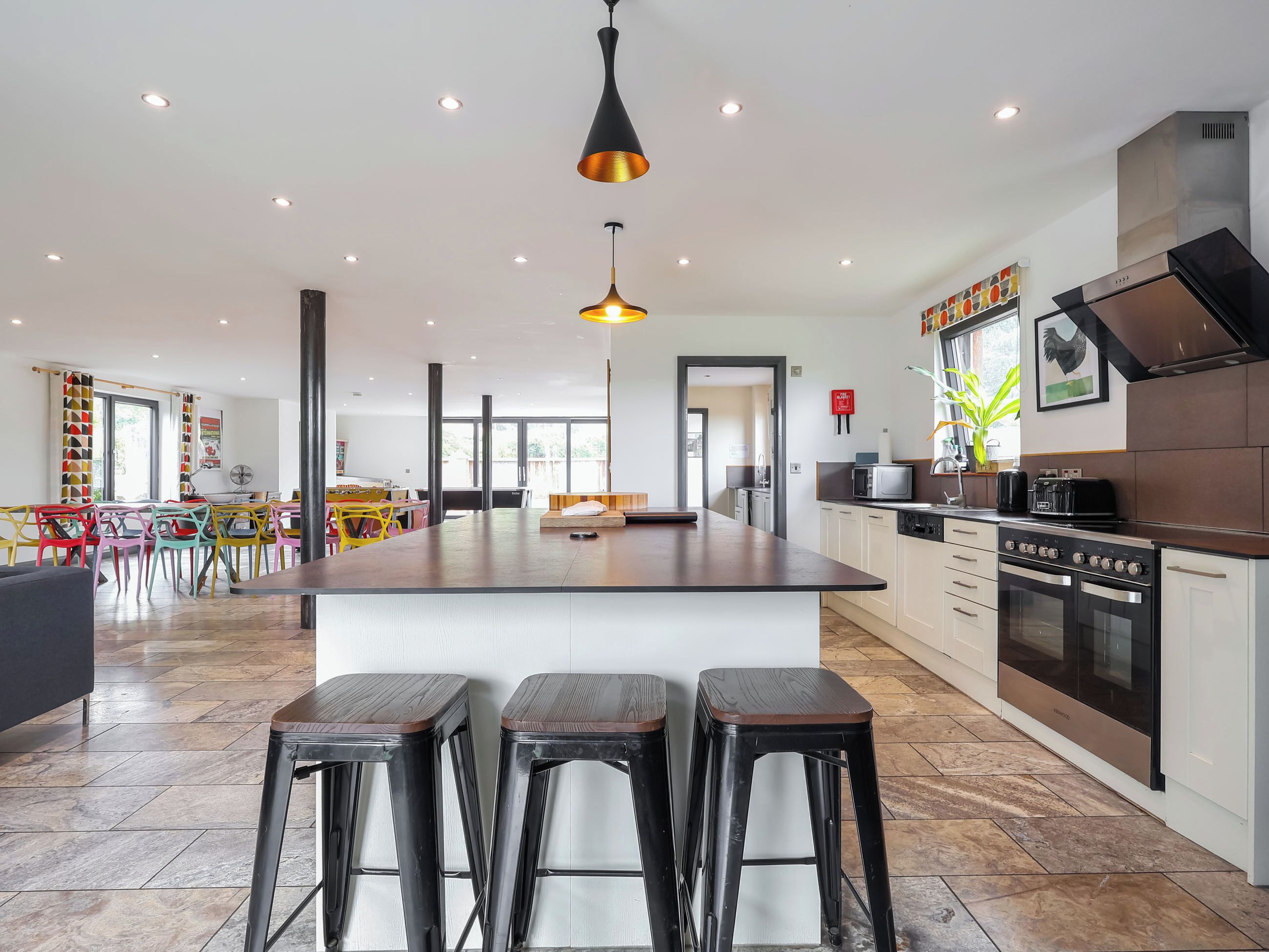 Dishwasher, highchair