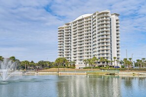 Exterior - Gulf-View Retreat w/ Private Beach in Destin! (Destin)