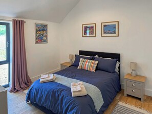 Free WiFi - 3 bedroom accommodation in Sevenoaks (Sevenoaks)