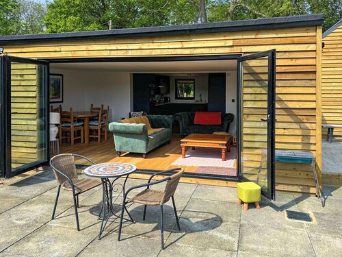 3 bedroom accommodation in Sevenoaks