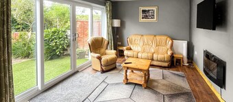 3 bedroom accommodation in Sellindge, near Ashford