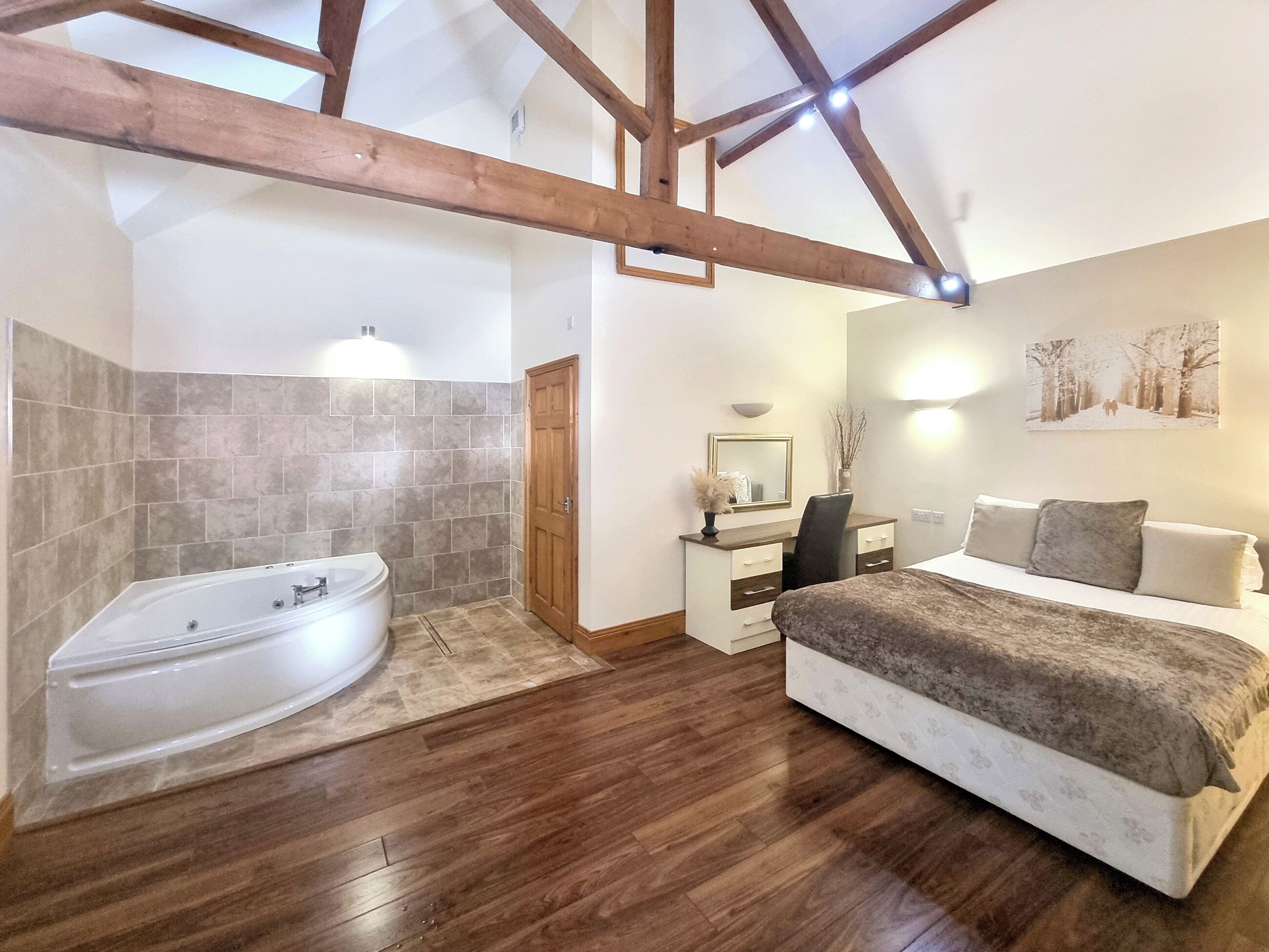 6 bedrooms, free WiFi
