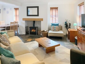 Fireplace - 3 bedroom accommodation in Llanon, near Aberaeron (Llanon, near Aberaeron)
