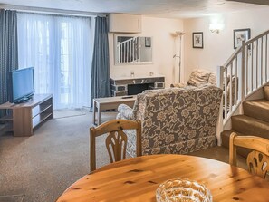 TV - 2 bedroom accommodation in Liskeard (Liskeard)